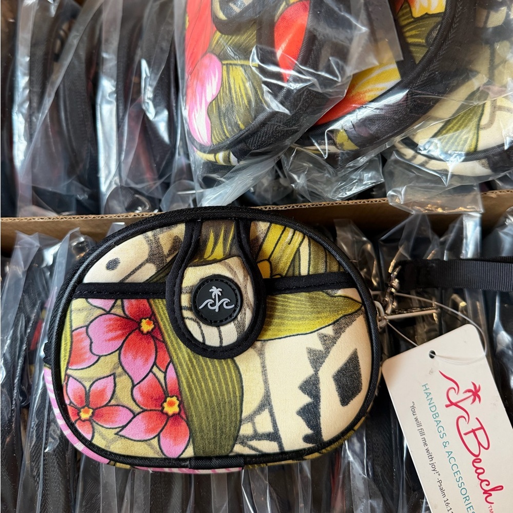 BEACH 🌊 Handbags Neoprene "Scuba" Hand Bag – Vibrant Hawaii Palms Flowers - Picture 2 of 9